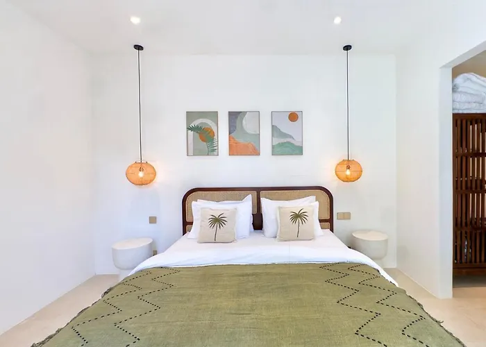 Sophisticated 1 Bedroom Hideaway With Pool Holiday home Ungasan (Bali)