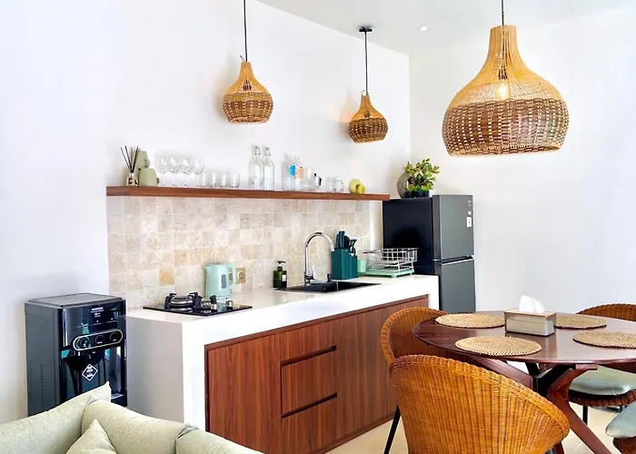Holiday home Sophisticated 1 Bedroom Hideaway With Pool